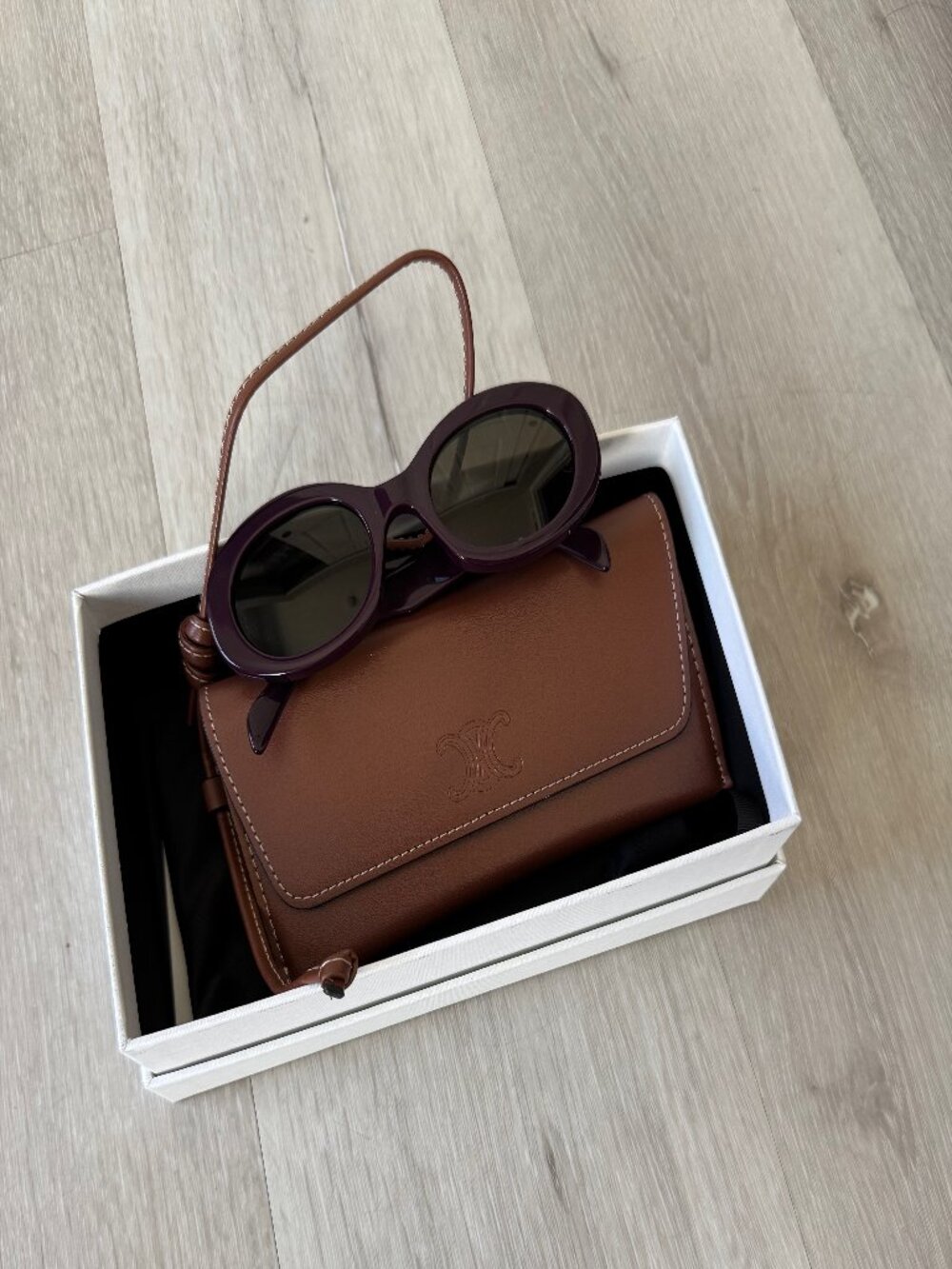 CELINE Triomphe 52mm Oval Sunglasses Shiny Violet / Brown - Picture 2 of 8